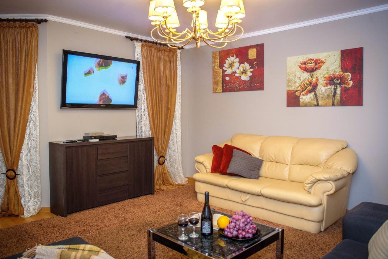 Ornava Boutique Apartments เตอร์โนปิล ภายนอก รูปภาพ